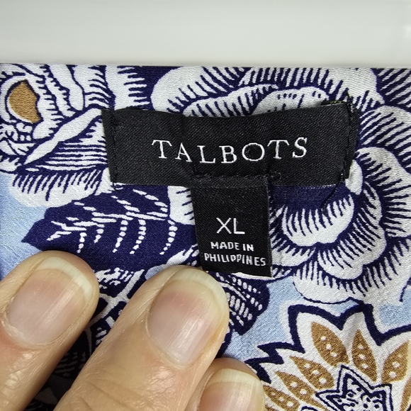 Talbots Smocked Cuff Popver -Medallion Rose V-Neck Long Sleeve Blouse Size XL - Picture 8 of 14